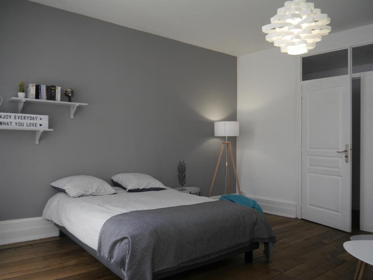 Appartement Hypercentre Tarbes - 2 Grandes Chambres Exterior photo