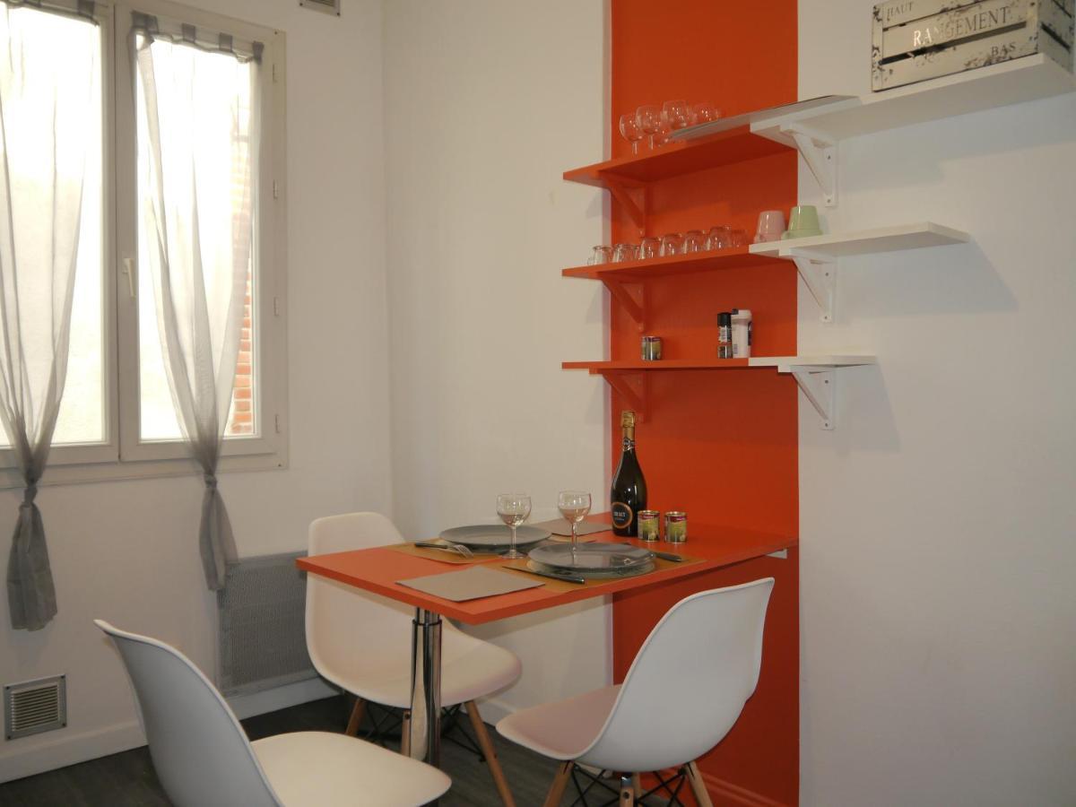 Appartement Hypercentre Tarbes - 2 Grandes Chambres Exterior photo